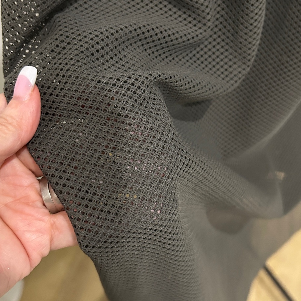 AKRIS PUNTOStretch Mesh Pleated Midi Skirt in Graphite Gray |Size 10 - Picture 7 of 16